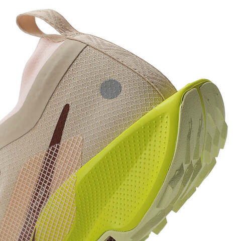 NIKE耐克2024女子W PEGASUS TRAIL 5 GTX跑步鞋FQ0912-101