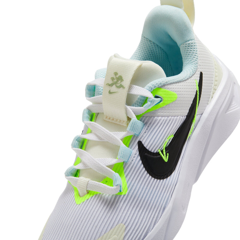 NIKE耐克2024中童NIKE STAR RUNNER 4 NN (PS)儿童跑步鞋HQ3470-101