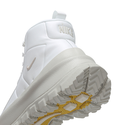 NIKE耐克2024女子W NIKE BLAZER ROAM MID板鞋/复刻鞋FQ9065-100