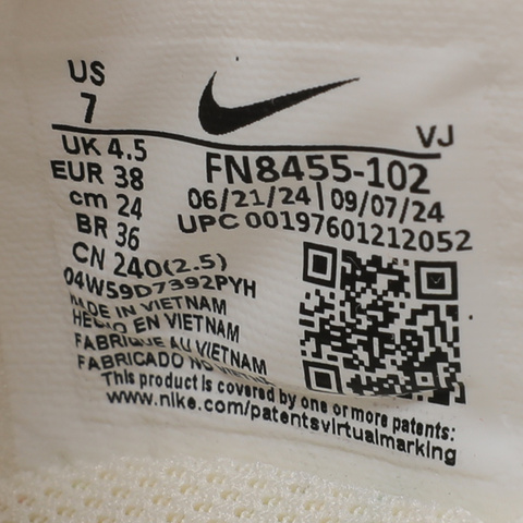 NIKE耐克2026女子W ZOOM FLY 6跑步FN8455-102