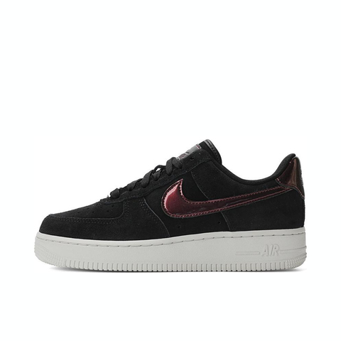 NIKE耐克2024女子WMNS AIR FORCE 1 '07 SE休闲HJ4401-002