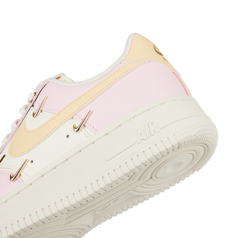 NIKE耐克2025女子WMNS AIR FORCE 1 '07 LX休闲IB2574-600