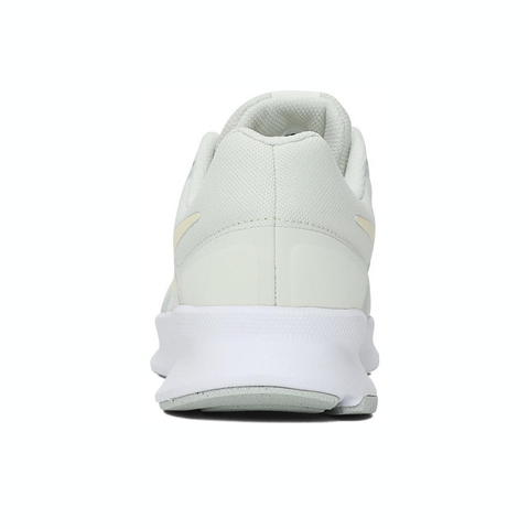 NIKE耐克2025女子W NIKE RUN SWIFT 3跑步DR2698-013