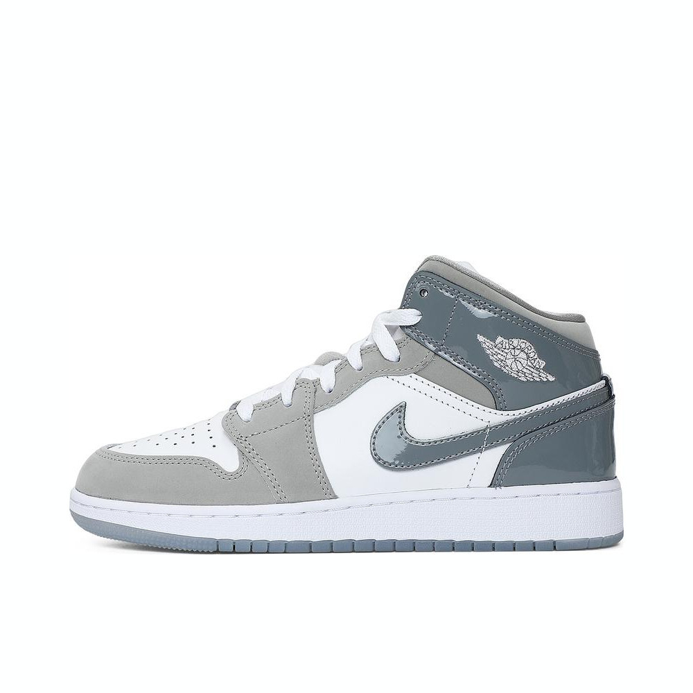 NIKE耐克2025男大童AIR JORDAN 1 MID SE (GS)乔丹HF3193-100