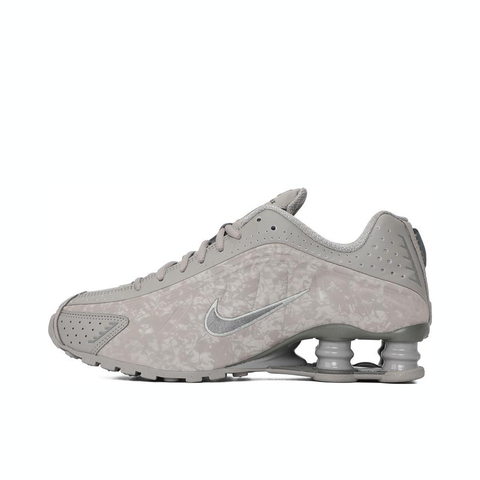 NIKE耐克2025女子W NIKE SHOX R4休闲HV0934-001