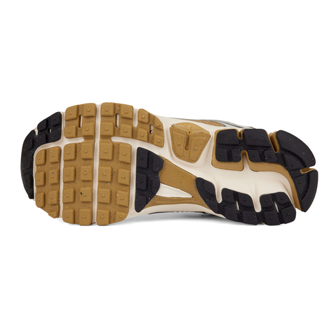 NIKE耐克2025男大童VOMERO 5 (GS)儿童HF6998-004