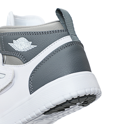 NIKE耐克2025男小童SKY JORDAN 1 (PS)乔丹BQ7197-011