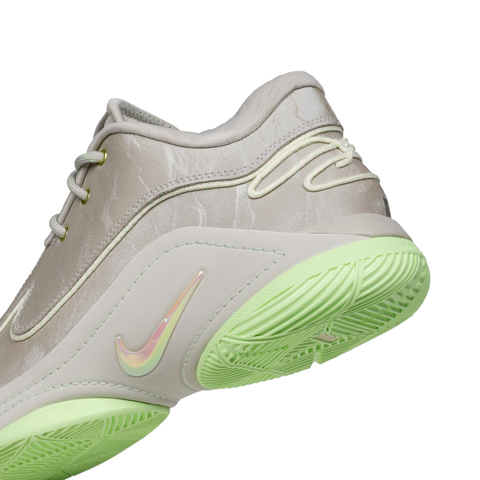 NIKE耐克2025男子LEBRON XXII EP篮球FZ1095-002