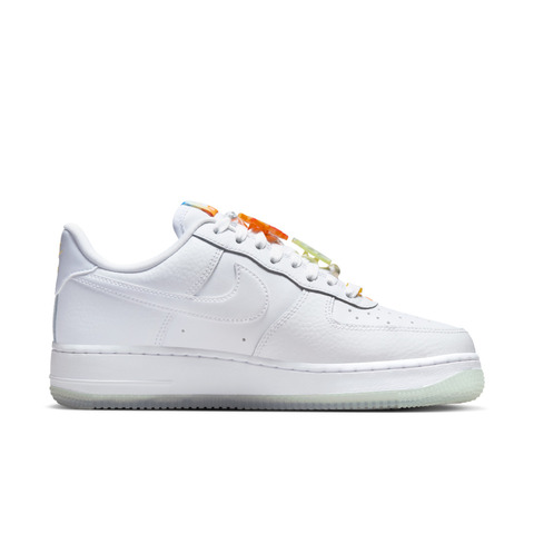 NIKE耐克2025女子WMNS AIR FORCE 1 '07 LX休闲IB8875-111