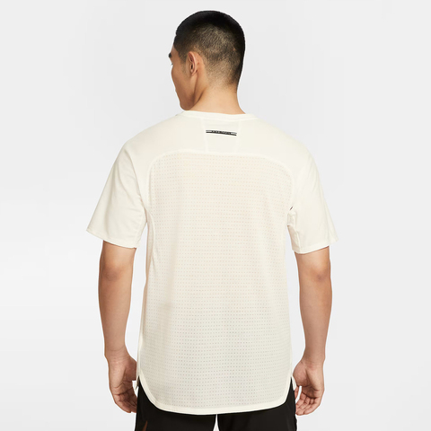 NIKE耐克2025男子AS M NK DFADV SOLAR CHASE SS针织无领短THJ3581-133