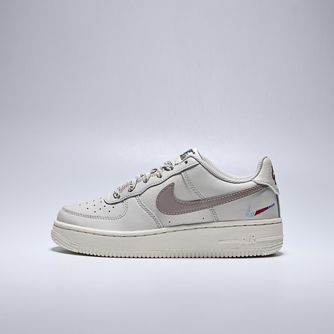NIKE耐克2025男大童AIR FORCE 1 LV8 1 (GS)儿童HQ1907-100