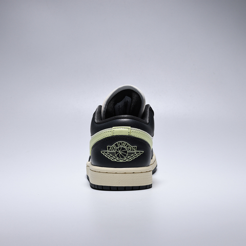NIKE耐克2025女子WMNS AIR JORDAN 1 LOW SE乔丹HQ3009-003