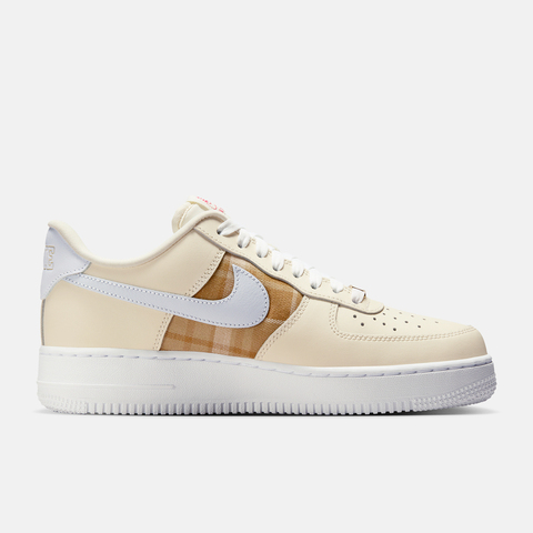 NIKE耐克2025女子WMNS AIR FORCE 1 '07 LX休闲IH7352-001