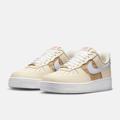 NIKE耐克2025女子WMNS AIR FORCE 1 '07 LX休闲IH7352-001