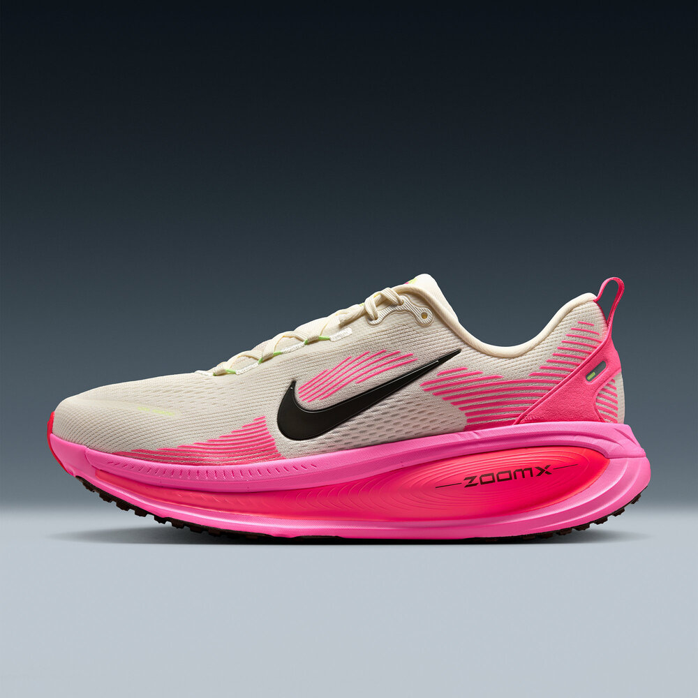 NIKE耐克2025男子NIKE VOMERO 18 CM跑步IB7315-100