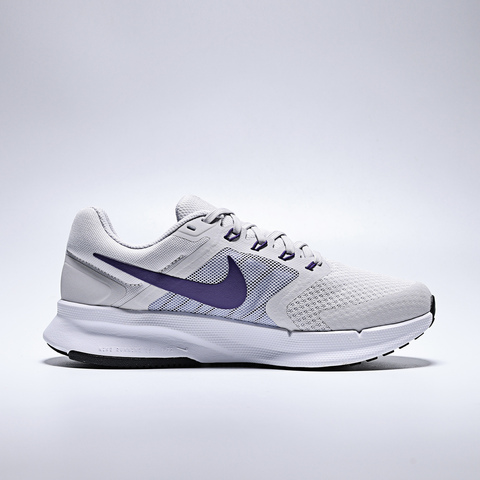 NIKE耐克2025女子W NIKE RUN SWIFT 3跑步DR2698-014