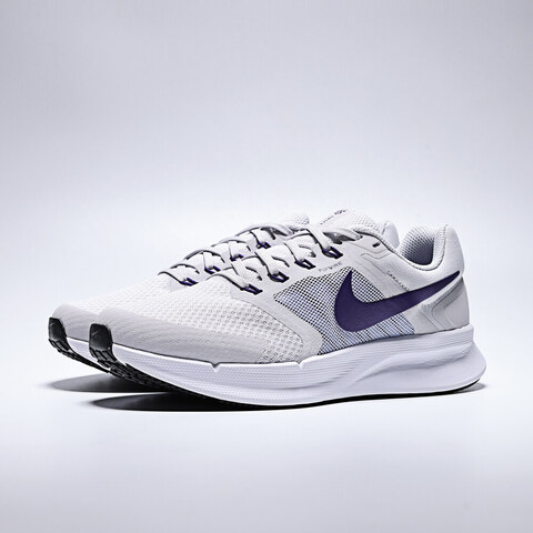 NIKE耐克2025女子W NIKE RUN SWIFT 3跑步DR2698-014