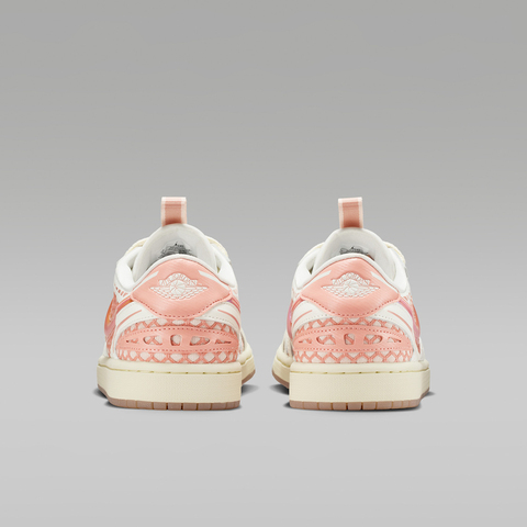 NIKE耐克2025女子WMNS AIR JORDAN 1 MM LOW V3乔丹HQ2186-180