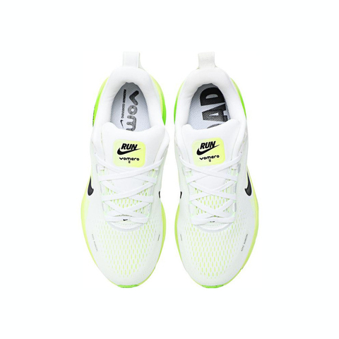 NIKE耐克2025女子W NIKE VOMERO 18跑步HM6804-102