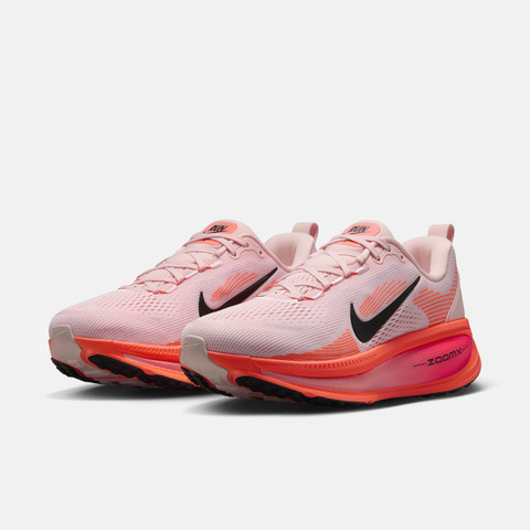 NIKE耐克2025女子W NIKE VOMERO 18跑步HM6804-600