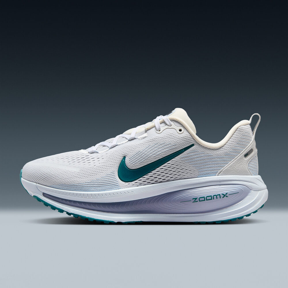 NIKE耐克2025女子W NIKE VOMERO 18跑步HM6804-103