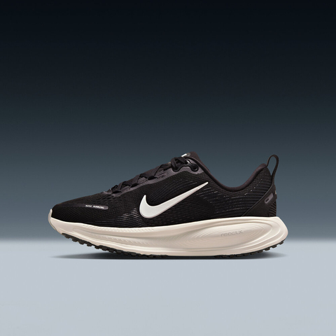 NIKE耐克2025大童NIKE VOMERO 18 (GS)儿童HQ2157-004