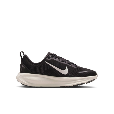 NIKE耐克2025大童NIKE VOMERO 18 (GS)儿童HQ2157-004