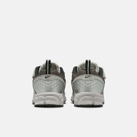 NIKE耐克2025男小童VOMERO 5 (PS)儿童HF6999-010