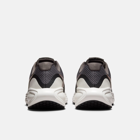 NIKE耐克2025女子W NIKE REVOLUTION 8跑步HJ8485-200