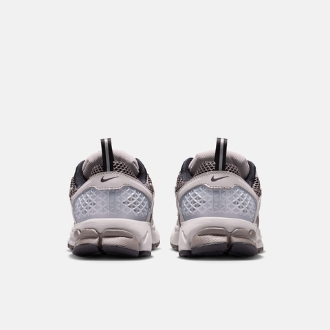 NIKE耐克2025男大童VOMERO 5 (GS)儿童HF6998-010