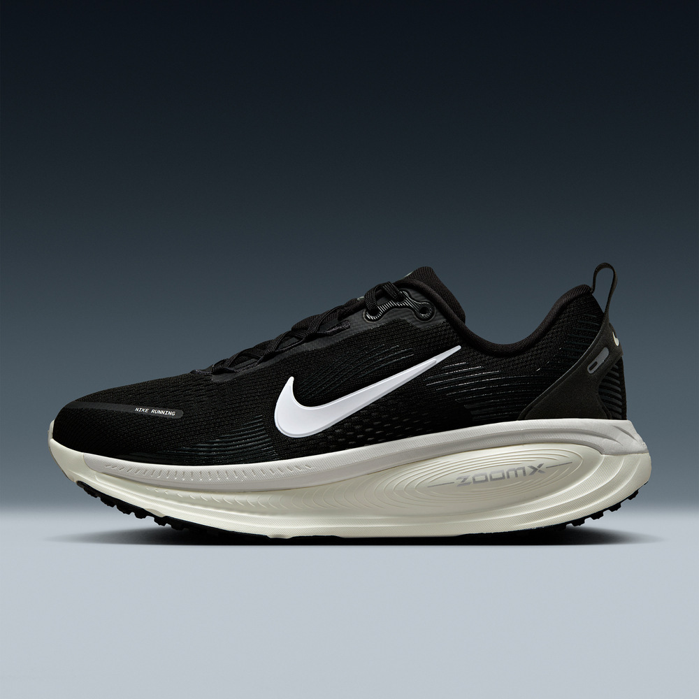 NIKE耐克2025女子W NIKE VOMERO 18跑步HM6804-005
