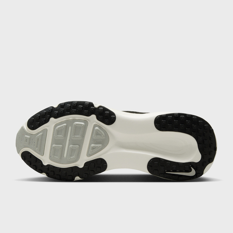 NIKE耐克2025女子W NIKE VOMERO 18跑步HM6804-005