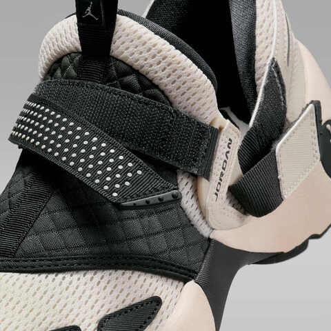 NIKE耐克2025女子WMNS JORDAN TRUNNER LX乔丹HQ2164-102