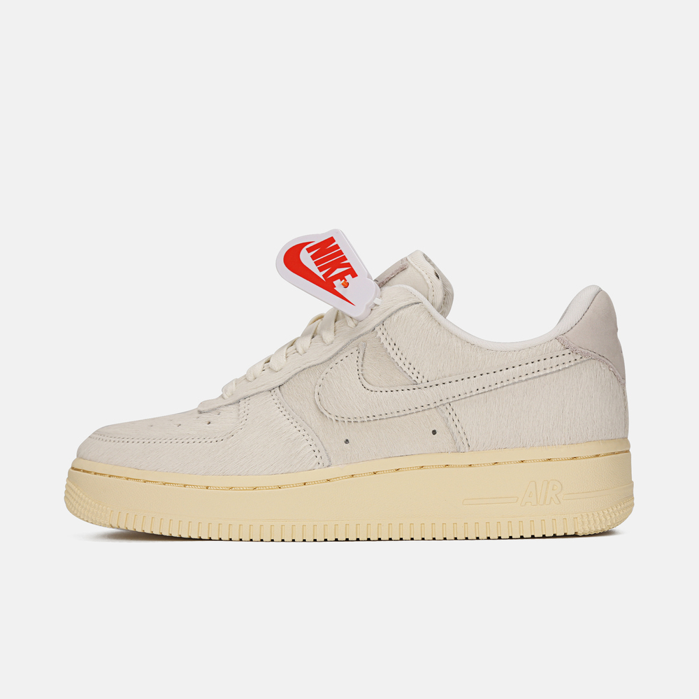NIKE耐克2025女子WMNS AIR FORCE 1 '07休闲II7398-100
