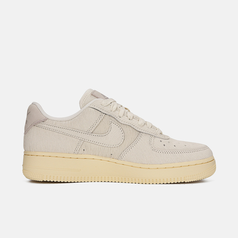 NIKE耐克2025女子WMNS AIR FORCE 1 '07休闲II7398-100