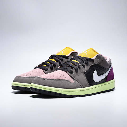 NIKE耐克2025男子AIR JORDAN 1 LOW SE乔丹HQ2010-005