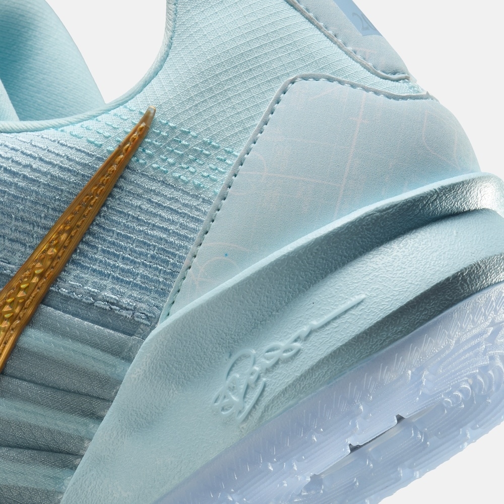 NIKE耐克2025女子SABRINA 3 EP篮球HF2882-400