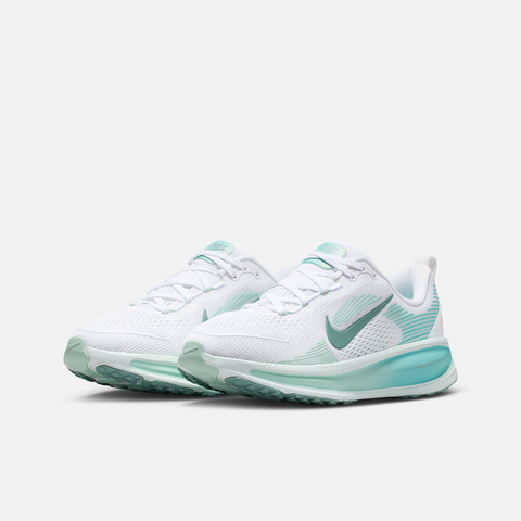 NIKE耐克2025大童NIKE VOMERO 18 (GS)儿童HQ2157-106