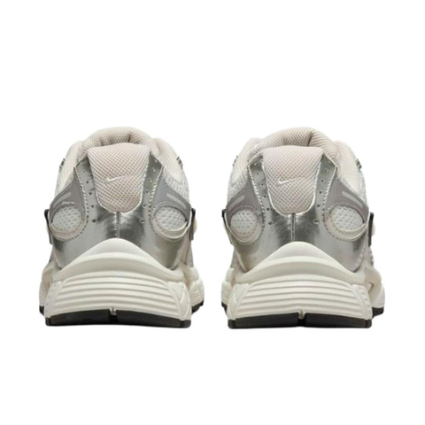 NIKE耐克2025女子W NIKE V5 RNR休闲HQ7901-104