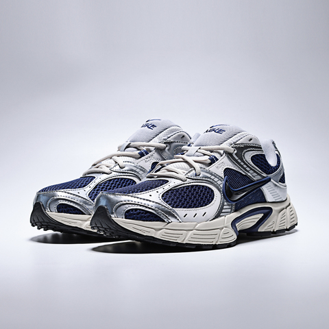 NIKE耐克2025男子NIKE V5 RNR休闲HJ5228-400