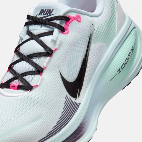 NIKE耐克2025男子NIKE VOMERO 18跑步IM6676-104