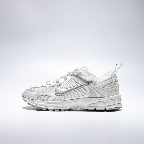 Nike KidsNike Kids2025男小童VOMERO 5 (PS)儿童HF6999-108