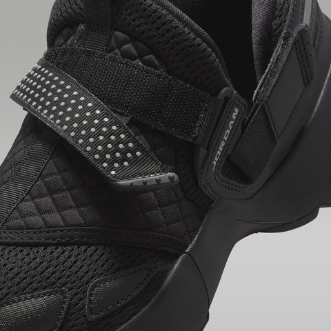 JordanJordan2025女子WMNS JORDAN TRUNNER LX乔丹HQ2164-001