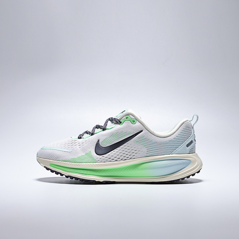 Nike KidsNike Kids2025大童NIKE VOMERO 18 (GS)儿童IM6706-150