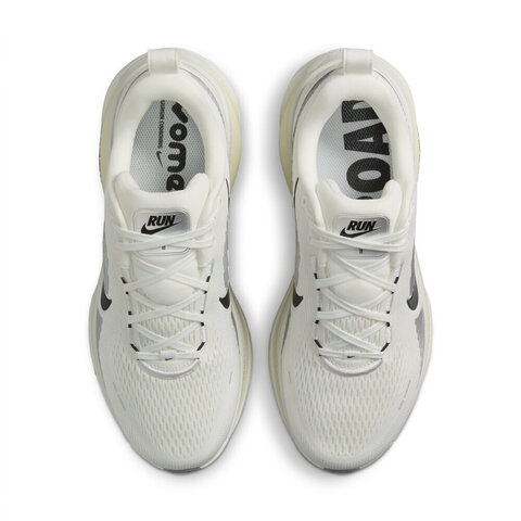 NIKE耐克2025女子W NIKE VOMERO 18跑步HM6804-101