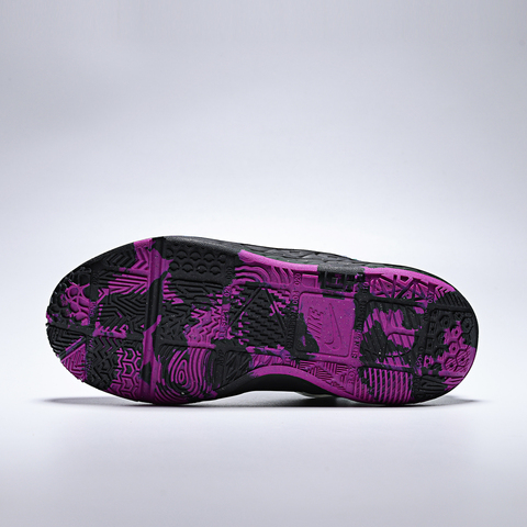 Nike KidsNike Kids2025大童TEAM HUSTLE D 12 SE (GS)儿童HV2291-400