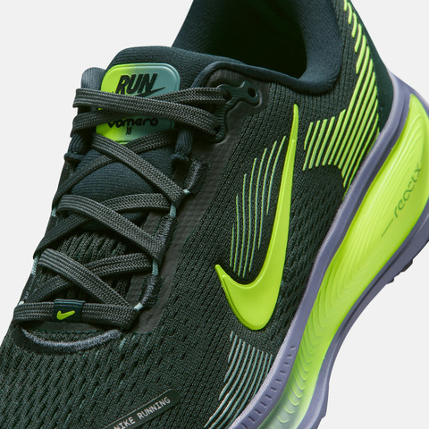 Nike KidsNike Kids2025大童NIKE VOMERO 18 (GS)儿童HQ2157-300