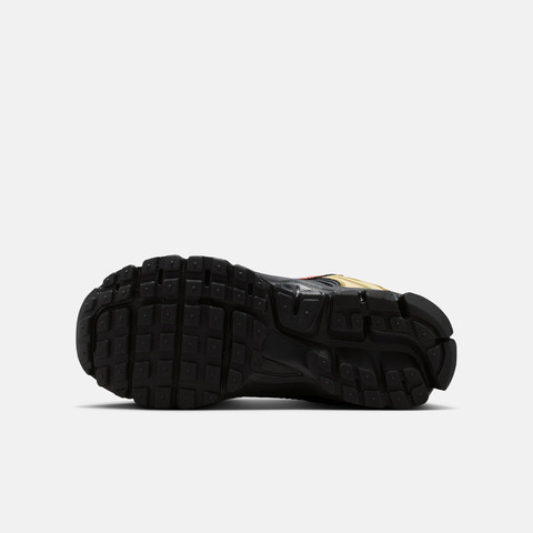 Nike KidsNike Kids2025男大童VOMERO 5 (GS)儿童HF6998-013