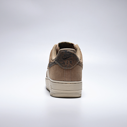 NIKE耐克2025男子AIR FORCE 1 '07休闲IO9803-200