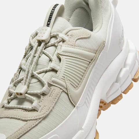 NIKE耐克2025女子W NIKE ZOOM VOMERO ROAM休闲HQ2181-100